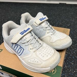 White Wilson Tennis shoes